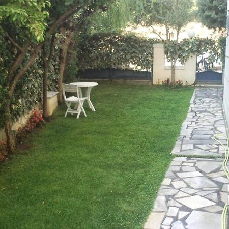 Ideal Family House Néa Péramos Екстериор снимка