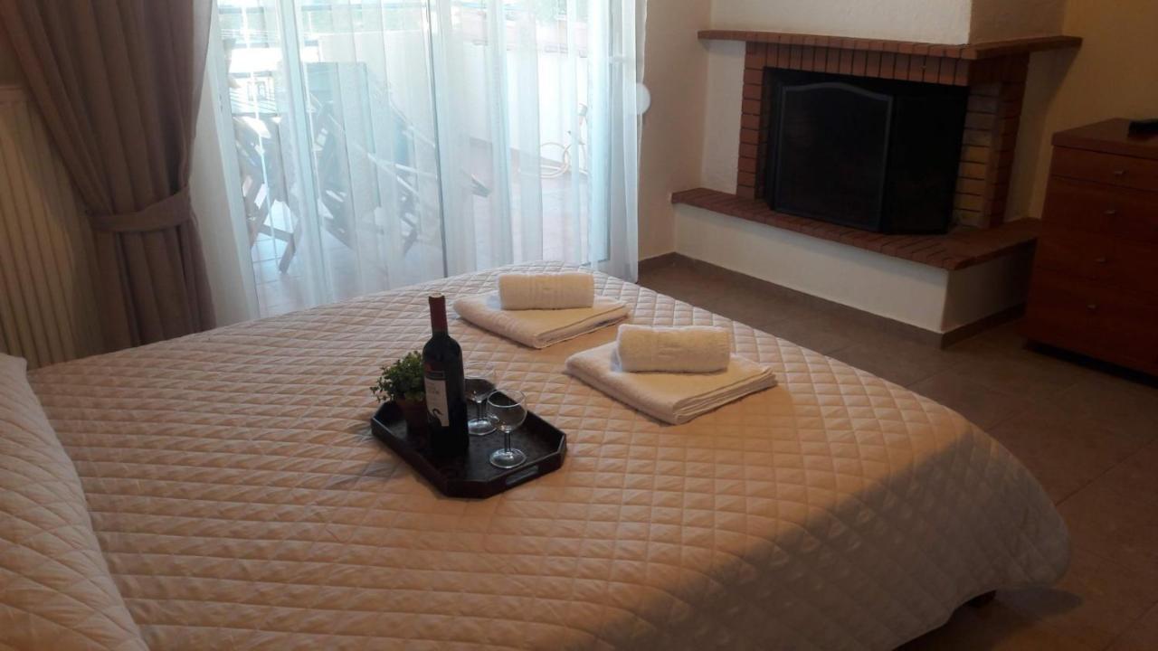 Ideal Family House Néa Péramos Екстериор снимка
