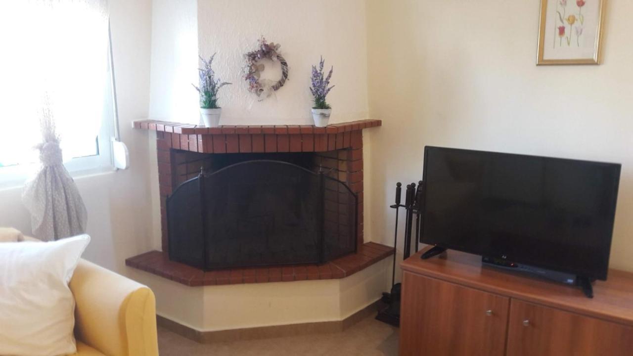 Ideal Family House Néa Péramos Екстериор снимка