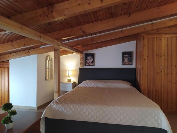 Ideal Family House Néa Péramos Екстериор снимка