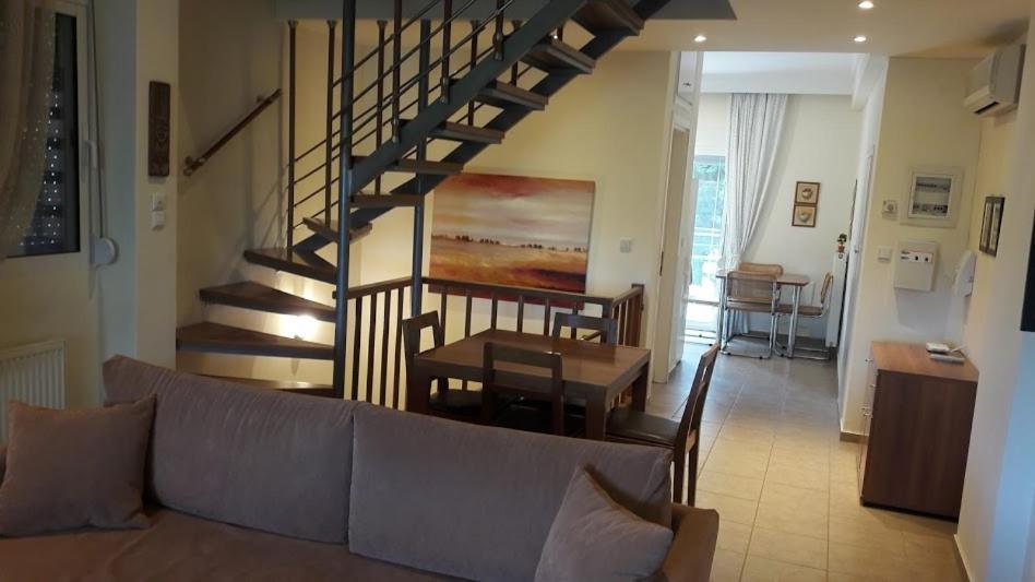 Ideal Family House Néa Péramos Екстериор снимка